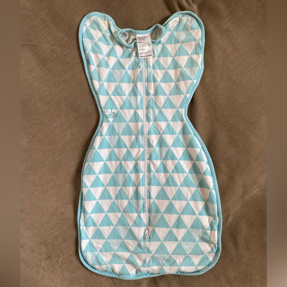2 swaddles from Love to Dream… swaddle up!